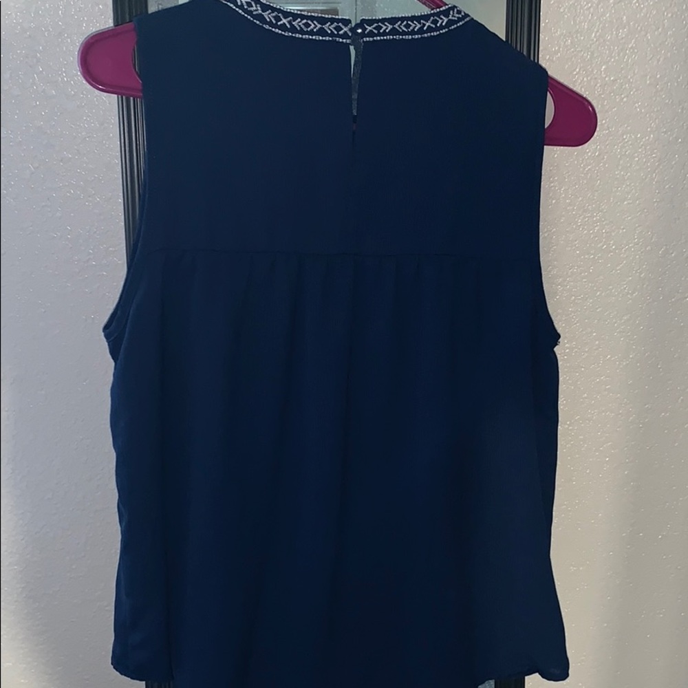 Blouse - Picture 2 of 2